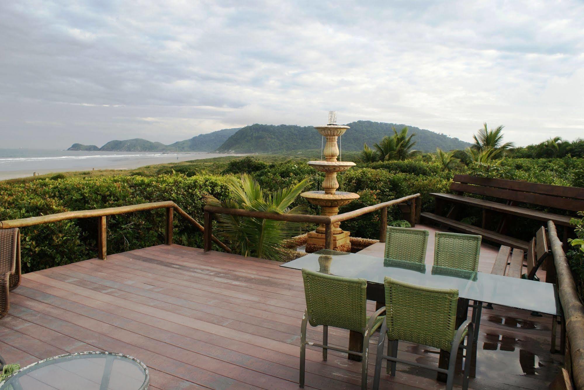 Grajagan Surf Resort Илья-ду-Мел Экстерьер фото
